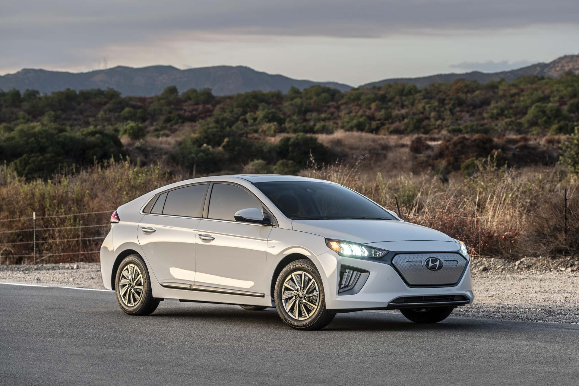 2020 Hyundai Ioniq Electric Lease Deals Already Offset Higher Price Tag 2020 Hyundai Ioniq Electric Lease Deals Already Offset Higher Price Tag