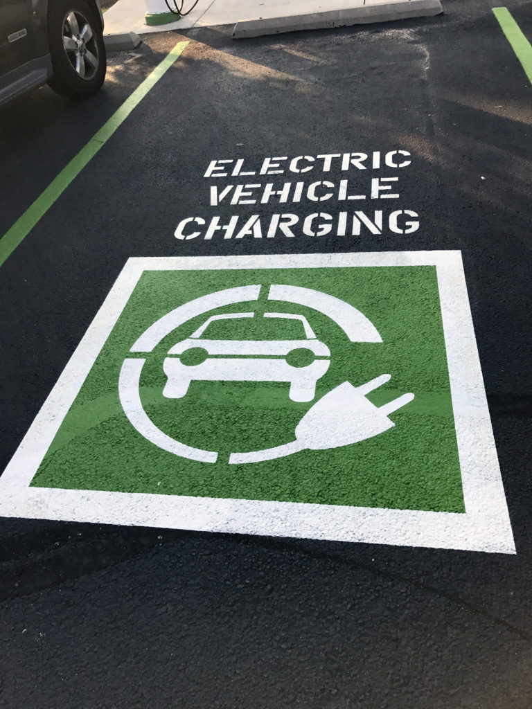 what-illinois-green-energy-law-means-for-electric-car-buyers