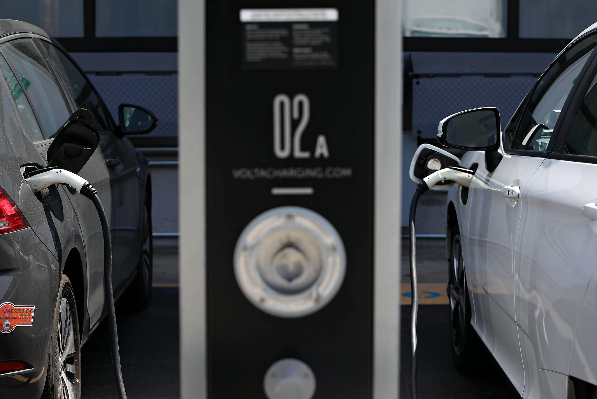 Money For California S Electric Car Rebates Is Gone Will Newsom Money For California s Electric car Rebates Is Gone Will Newsom