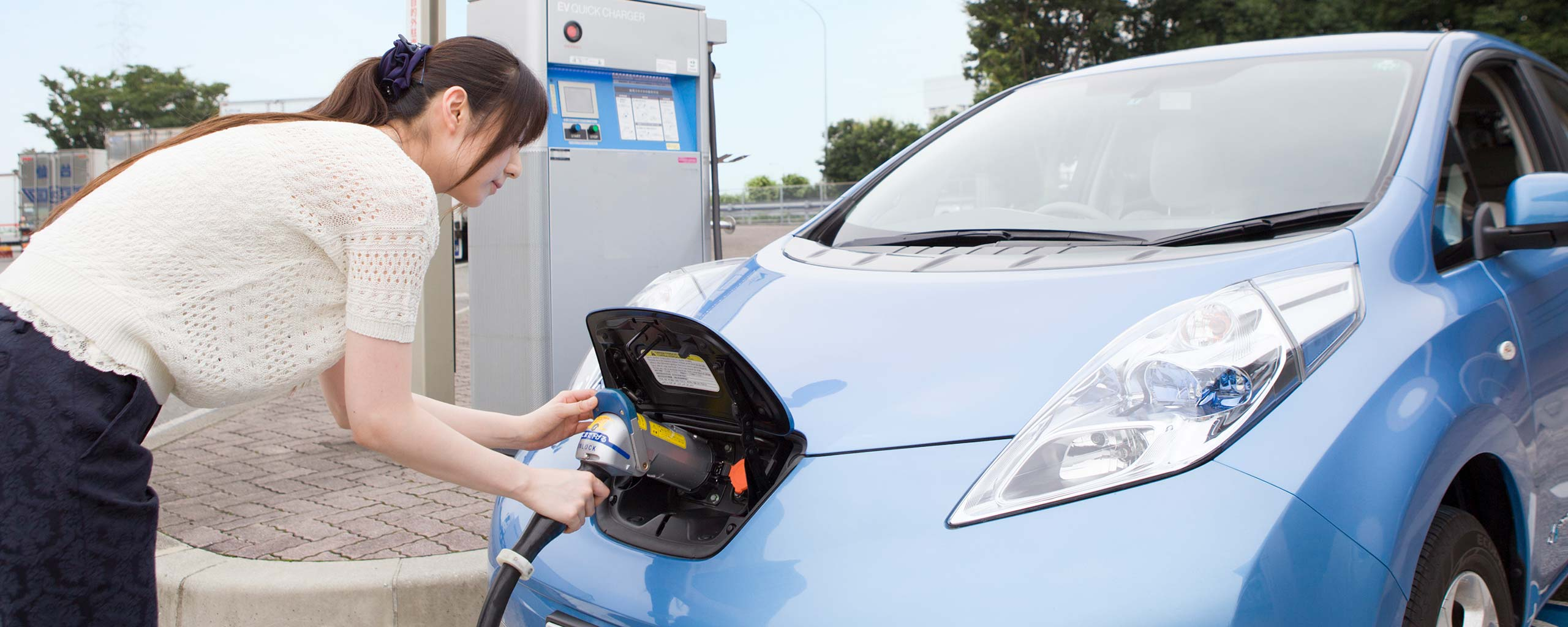 Understanding Federal Tax Credits For Electric Cars Capital One Understanding Federal Tax Credits For Electric Cars Capital One